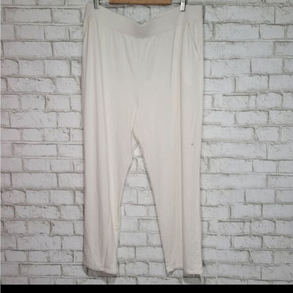 NWT Express white comfy bottoms - Picture 1 of 8
